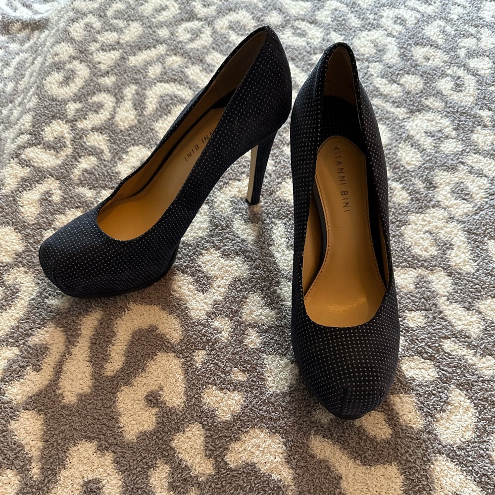Gianni Bini Navy Blue Polka Dot High Heel Pumps Size 9.5